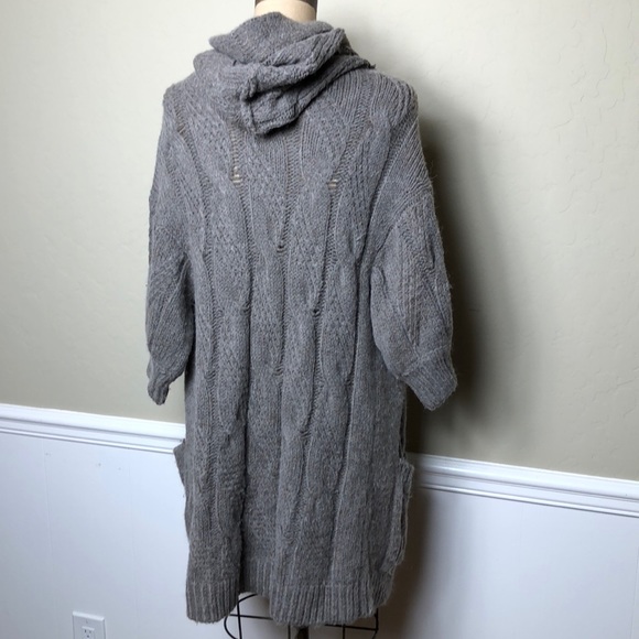 Vince wool blend hooded sweater - Picture 3 of 6